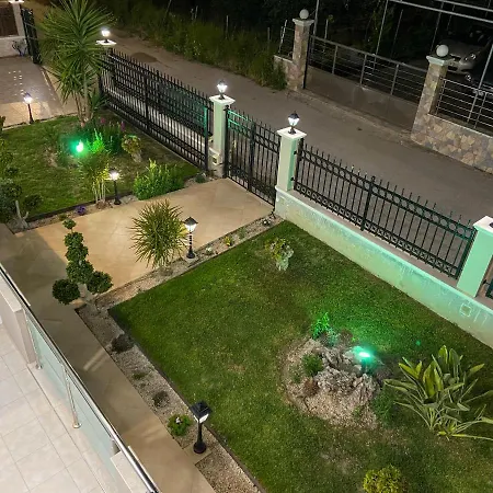 Simplycity 1 * Kremastí