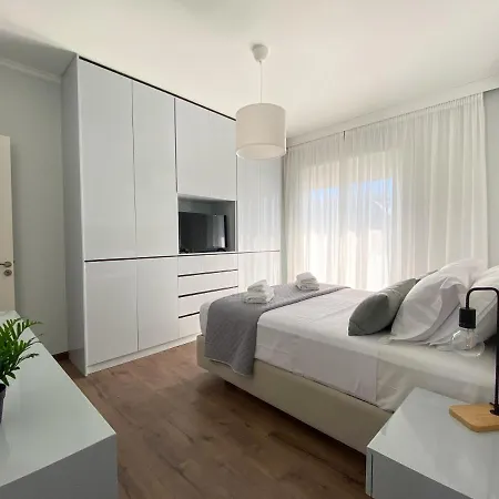 Simplycity 1 Apartment