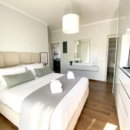 Simplycity 1 * Kremastí